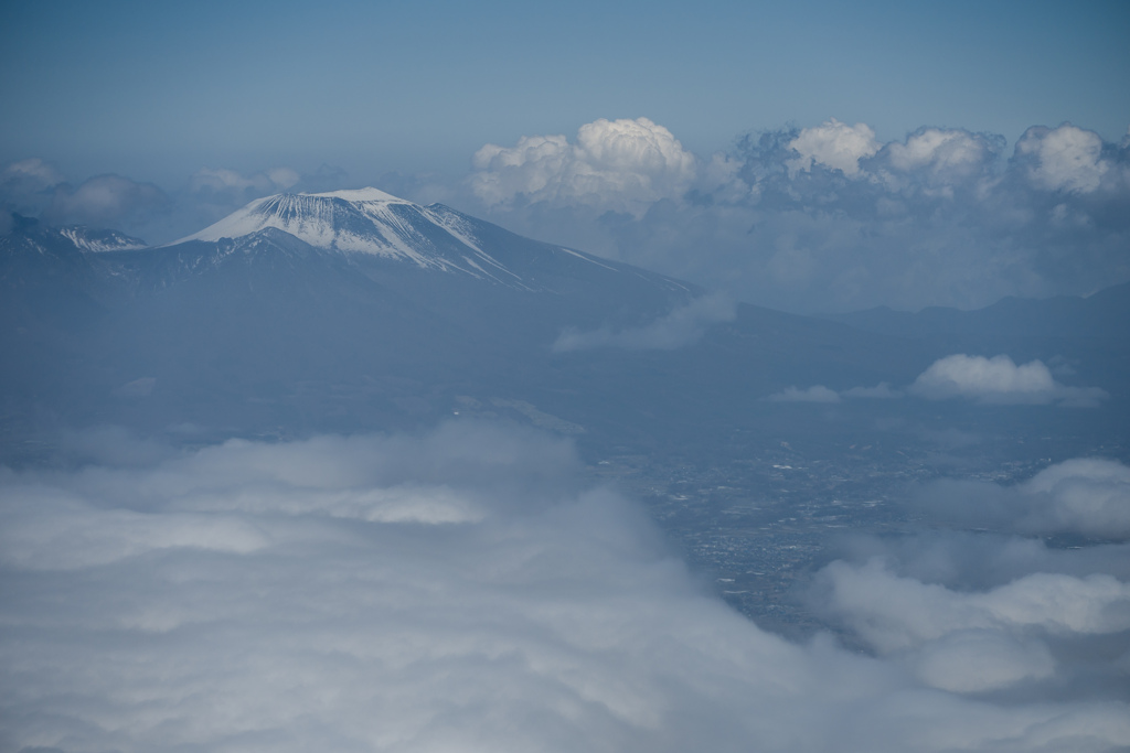 浅間山　春