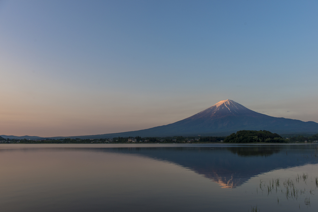 河口湖の朝