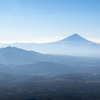 山並はるか霞従え