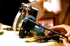 repairing circular saw