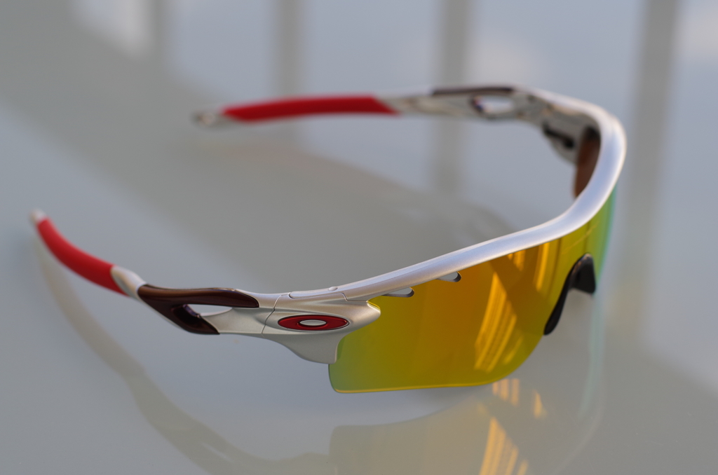 OAKLEY RADARLOCK YELLOW LENS