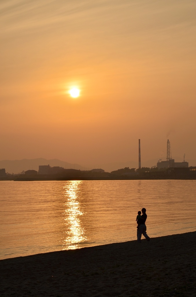 沈む夕陽と。。。