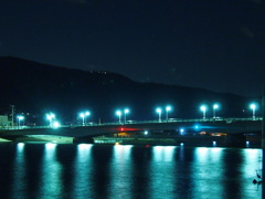 海にかかる橋