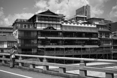 monochrome kyoto