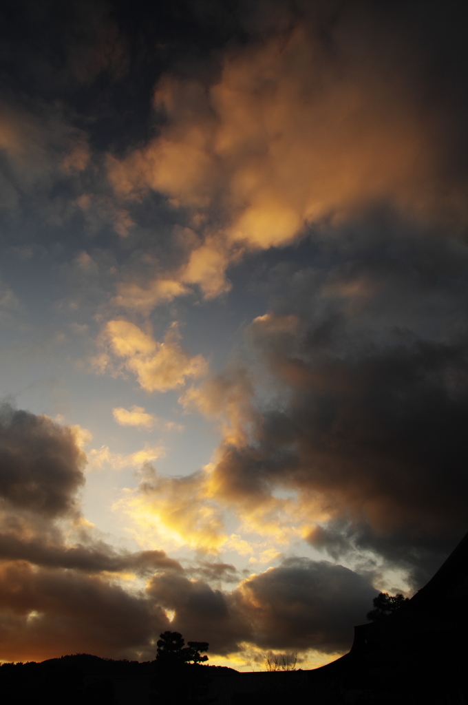 夕曇り