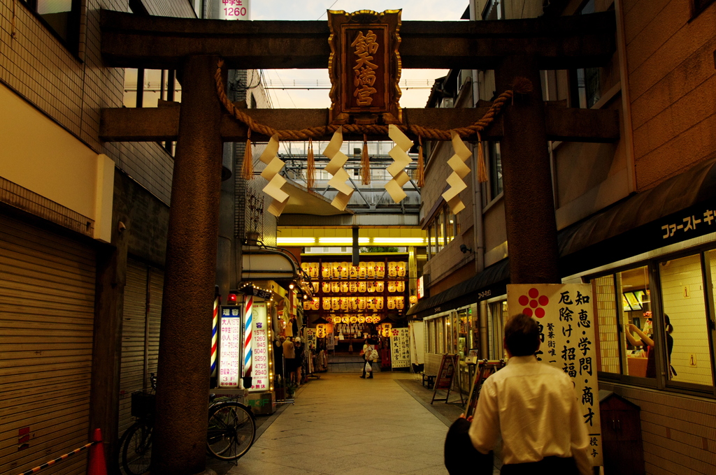 ほんま刺さっとる。