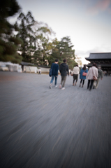 閉門間近