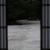 窓先の波