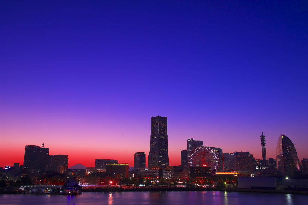 横浜