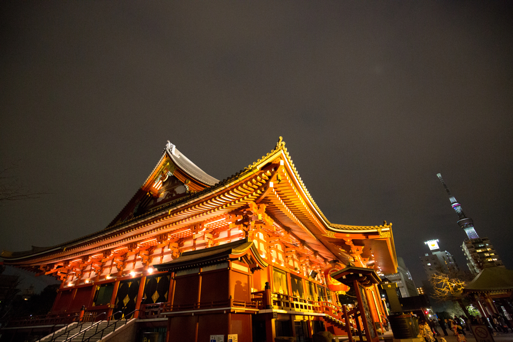 浅草寺ライトアップ