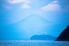 海越しの富士山