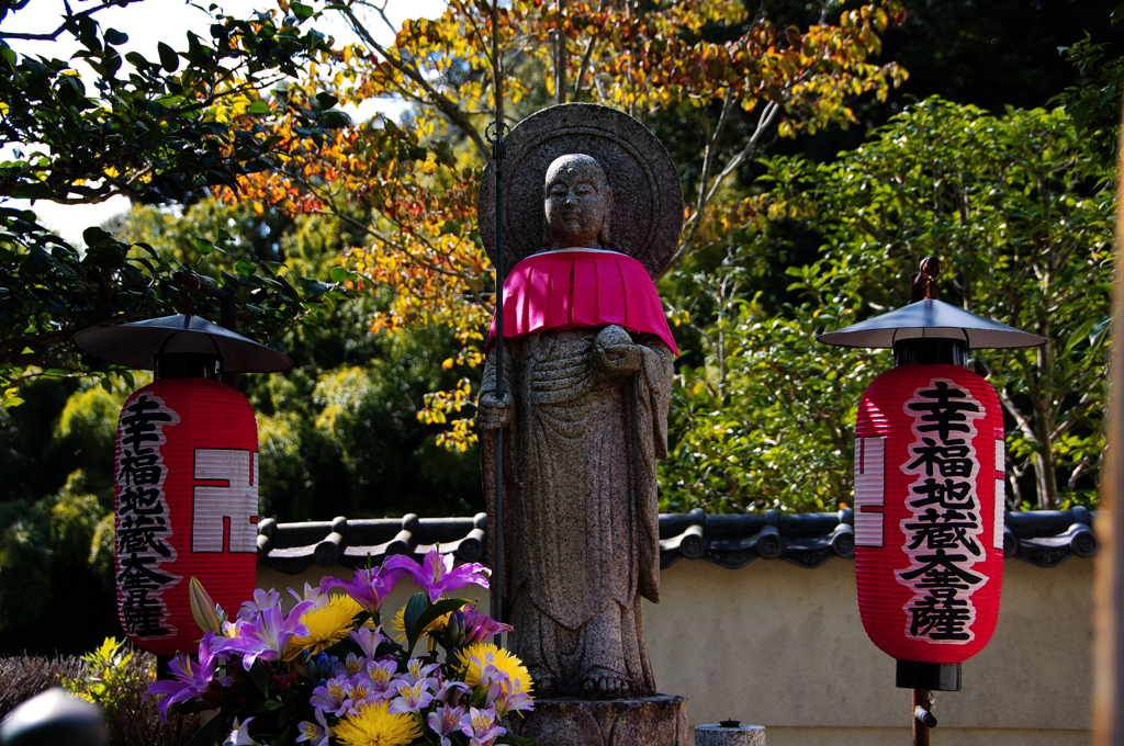 草鞋をはいたお地蔵様