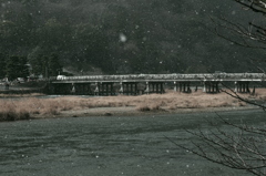 渡月橋、　雪