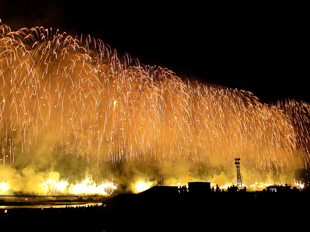 長岡フェニックス花火1キロの長さ By 権左衛門 Id 写真共有サイト Photohito