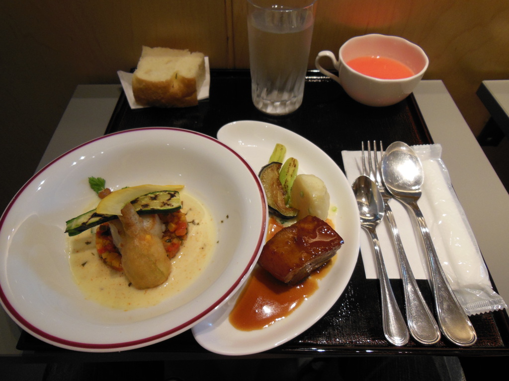 坂井宏行シェフの料理