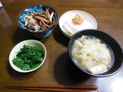 ぜんまいの煮物　モロヘイヤの梅添え