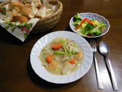 ホタテとキノコのクリームシチュー