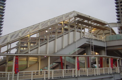 登る