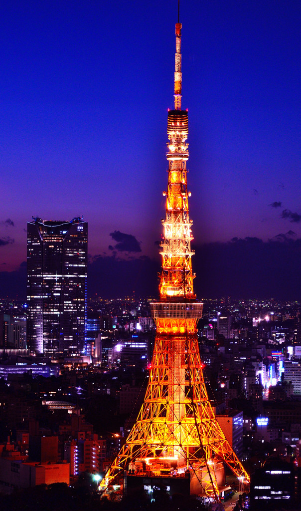 東京タワーと六本木ヒルズ