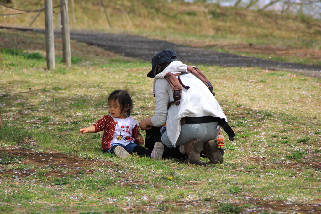 狭山公園の親子（２）