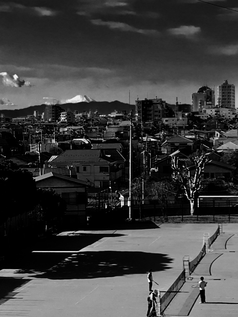 20161224富士山とテニスコート