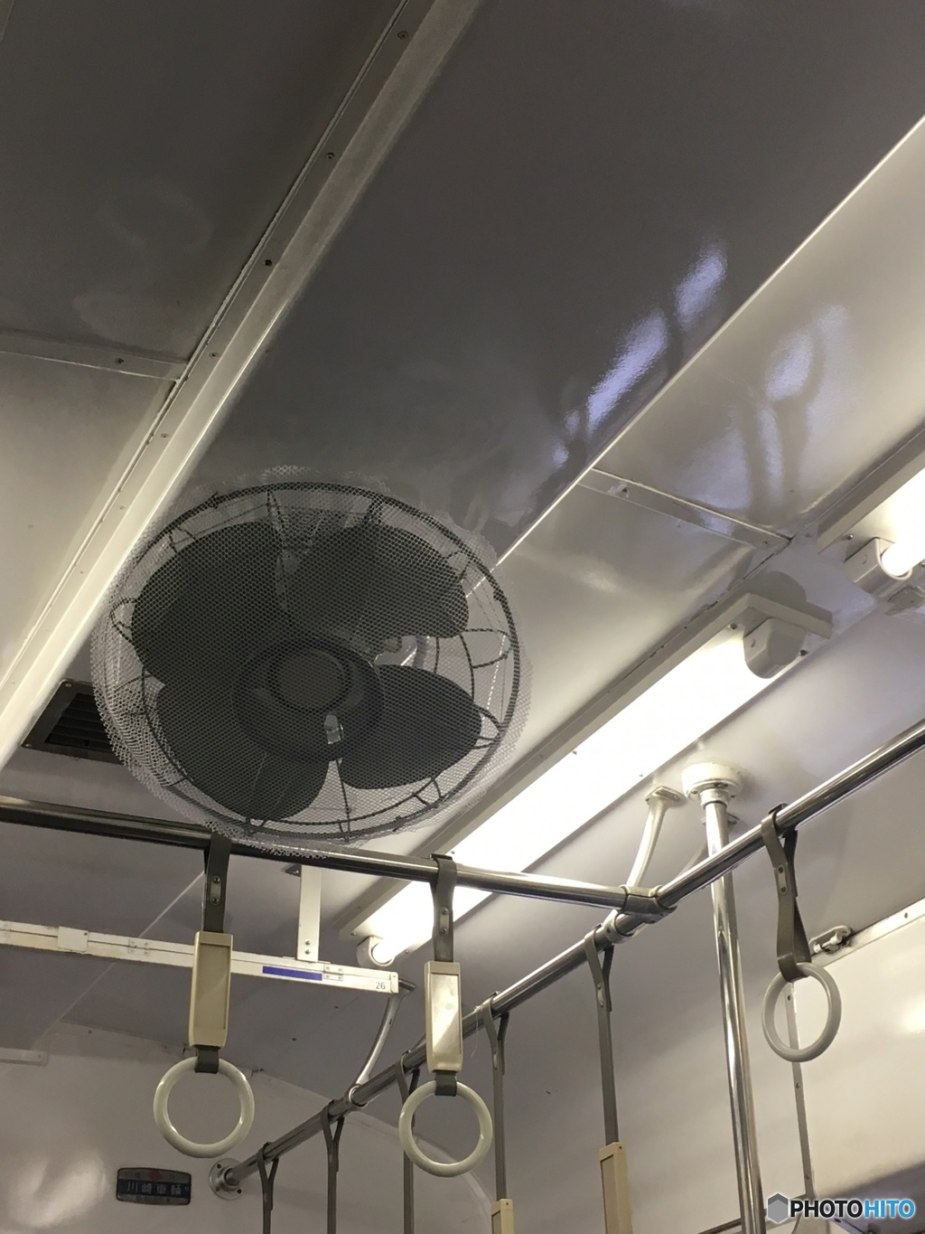 20161125昭和の車内