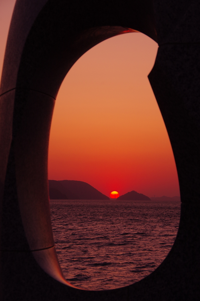 高松港の夕景-2