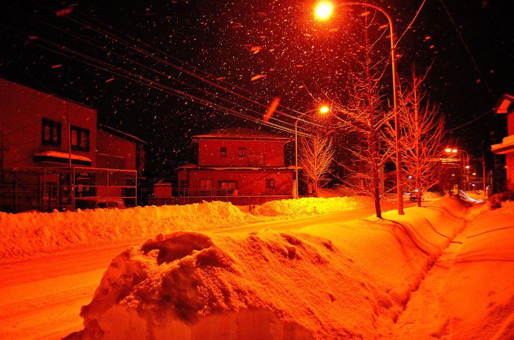The town wrapped in orange 