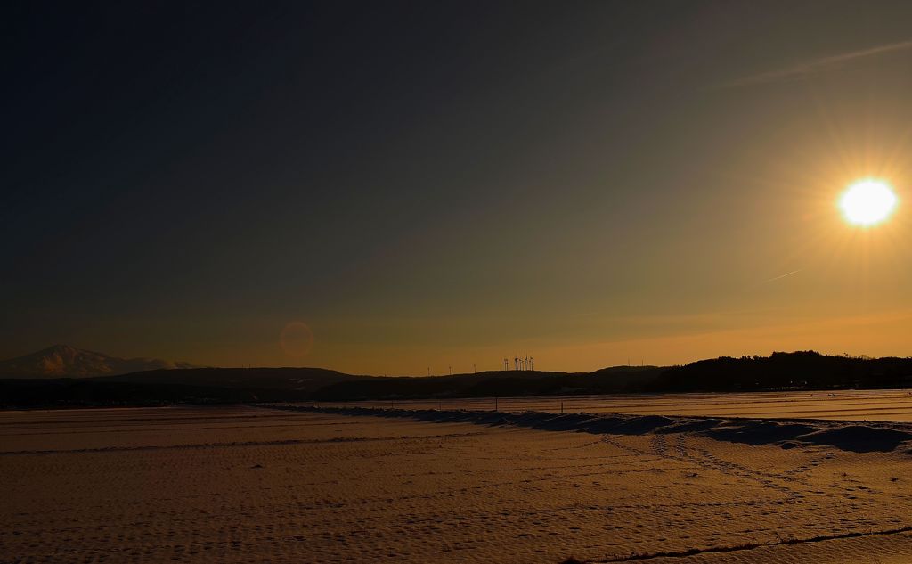 The Mt. Chokai which approaches at dusk
