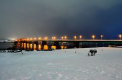 The bridge wrapped in snow 