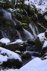 Winter's waterfall...