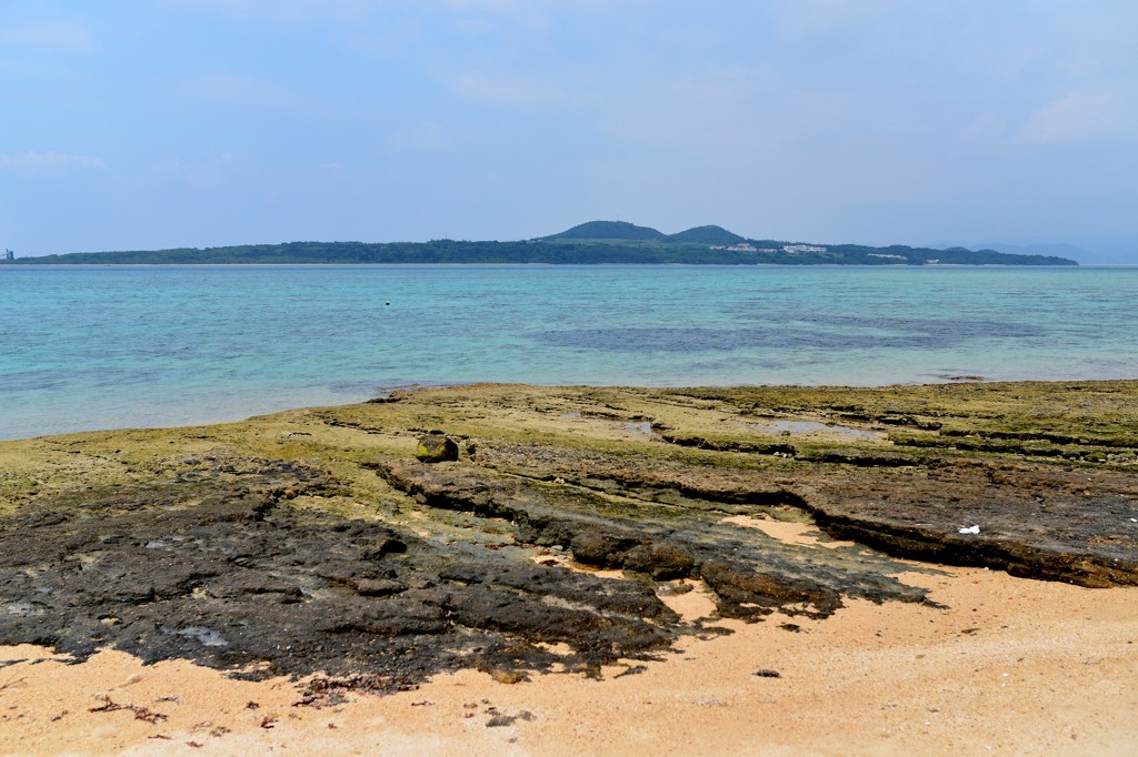 小浜島を眺める