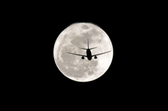 full moon flight