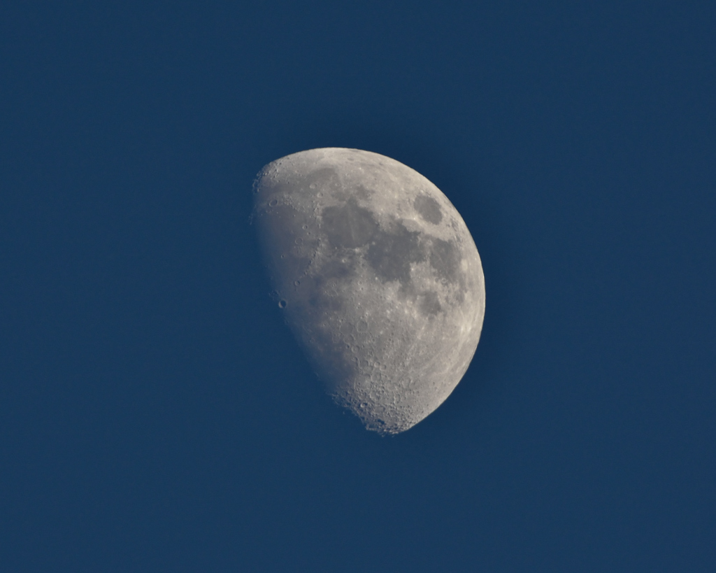 2015-12-20 Moon