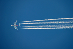 contrail A380-2