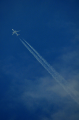 contrail-1