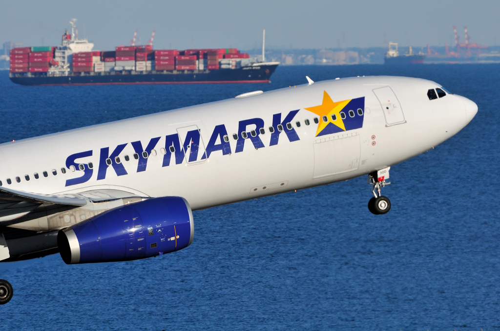 skymark JA330D