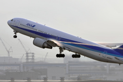 B767エアボーン_JA8357