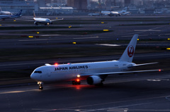 ボーイング767_JA656J