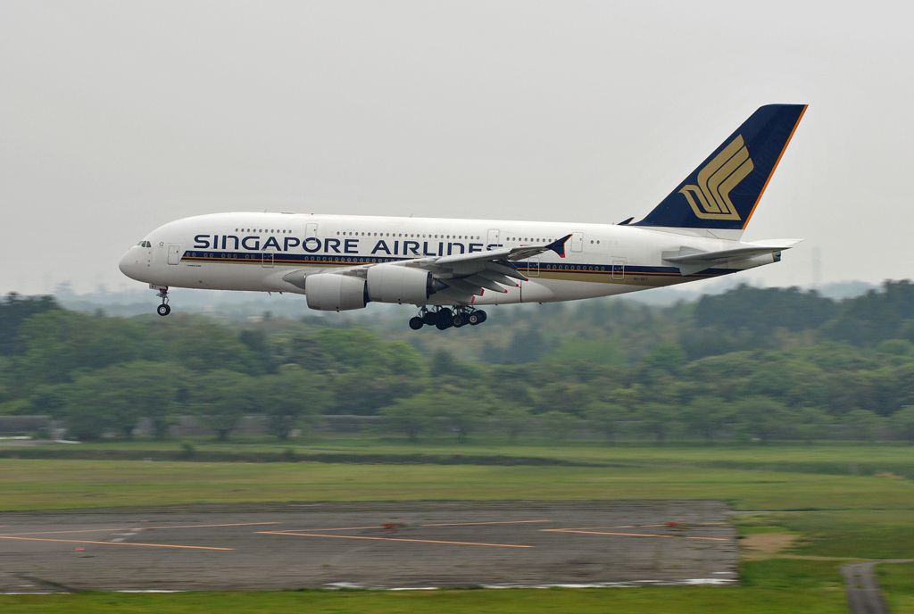 シンガポールA380_9V-SKT