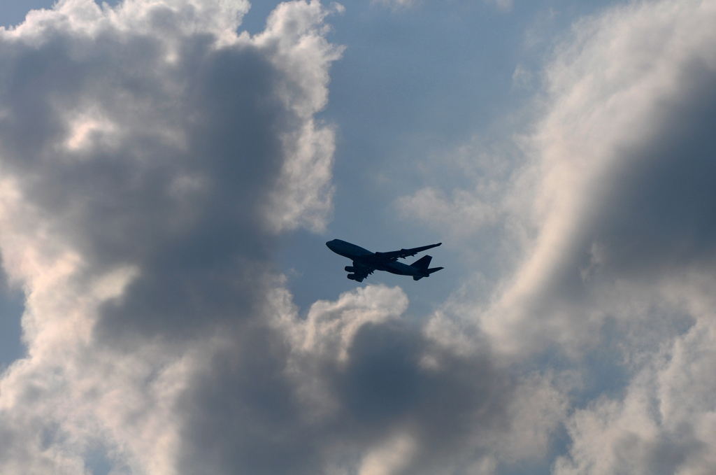 DELTA 747