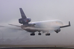 成田空港 MD-11