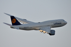 Lufthansa 747-8