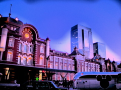 東京駅と隠れミッキー