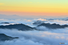 雲海の島