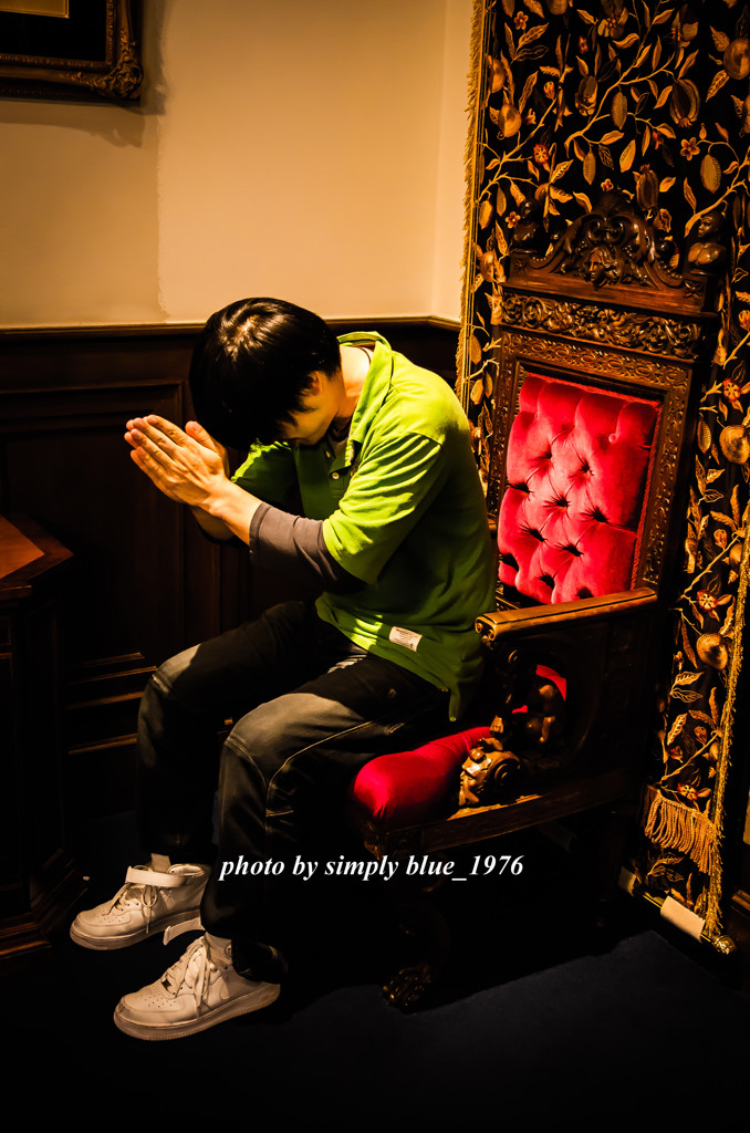 祈り ～ Pray in the chair of Satan 