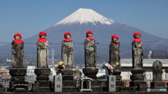 富士と六地蔵