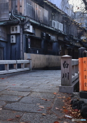 朝の祇園小路 -7