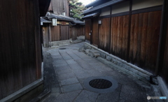 朝の祇園小路 -3