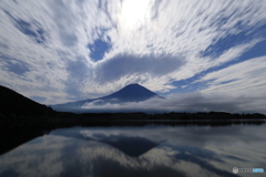 雲、流れる